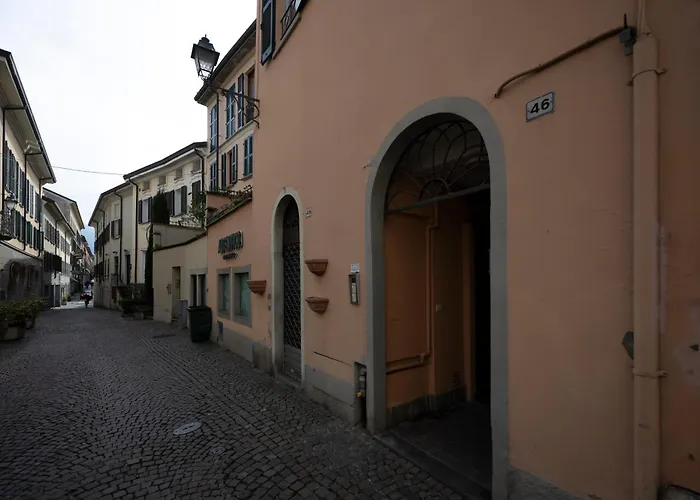 46 Santa Marta * Lecco